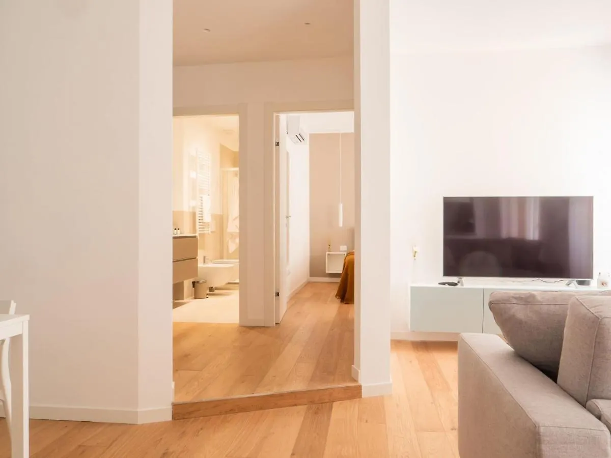 The Best Rent - Modern Apartment Near Corso Buenos Aires Milan Italy